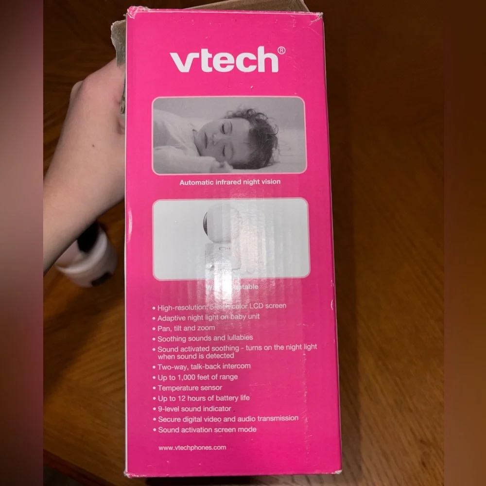 VTech White Video Monitor with Camera VM5263